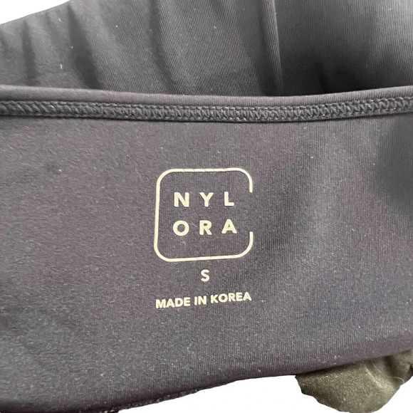 Nylora Navy Blue Striped Sports Bra Cropped Tank Top Size Small - Picture 9 of 10